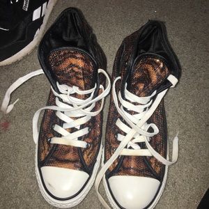 Cheetah print converse